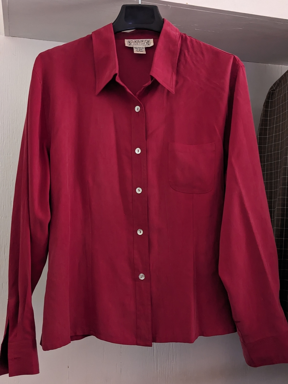 100% Silk Vintage Button-Down Shirt Quiet Luxury Rich Girl Starter Pack - Picture 2 of 10
